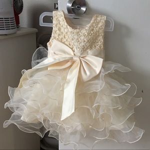 Beige dress baby girl 3-6 month